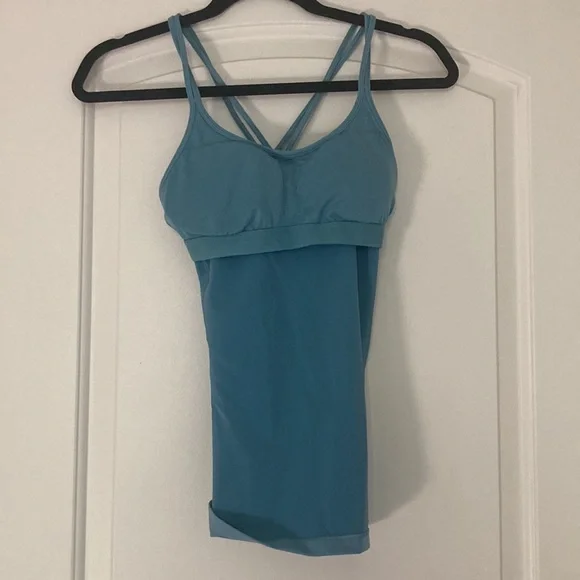 Lululemon blue tank top - Picture 4 of 5